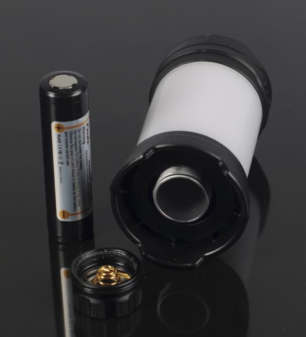 Fenix Кемпинговый фонарь CL25R (разъем для батарейки 1) - интернет-магазин Викинг