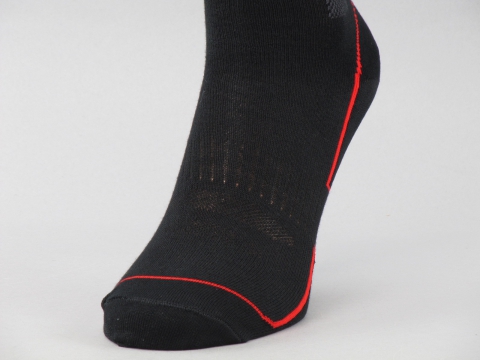 X Tech носки Carbon 2.0 (спереди) - интернет-магазин Викинг