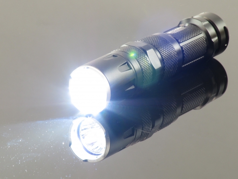 Nitecore фонарь SRT3 (световой поток)