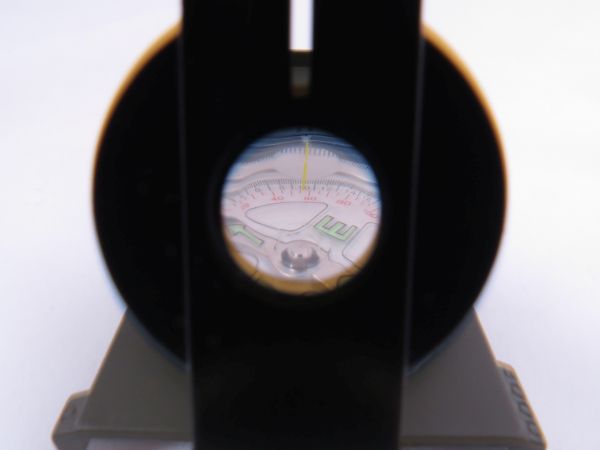 Милтек США компас с подсветкой метал. (опридиление азимута фото 4) - интернет-магазин Викинг