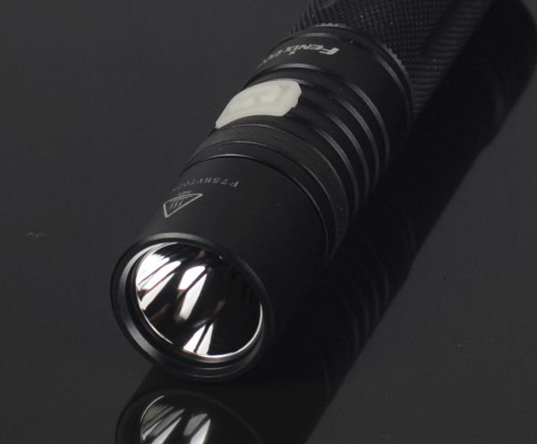 Fenix фонарь UC30 (фото 11) - интернет-магазин Викинг