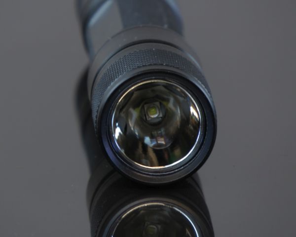 Fenix фонарь E20 (фото 6) - интернет-магазин Викинг