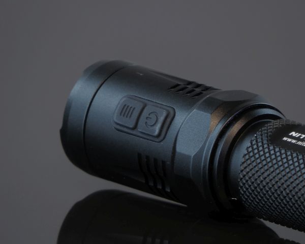 Nitecore фонарь EA21 (кнопки)