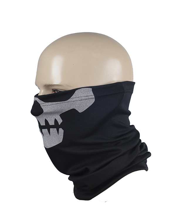 M-Tac шарф-труба Skull (вид сбоку 1 на манекене) - интернет-магазин Викинг