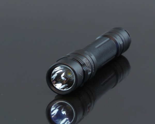 Fenix фонарь E25 (фото 8) - интернет-магазин Викинг