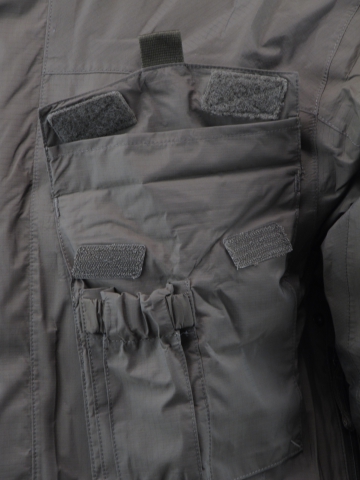 Carinthia куртка гортекс TRG (нагрудный карман фото 3)