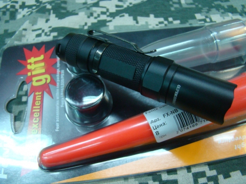 Fenix фонарь LD10 (фото 1) - интернет-магазин Викинг
