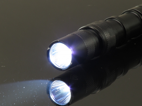 Nitecore фонарь MH2C (световой поток)