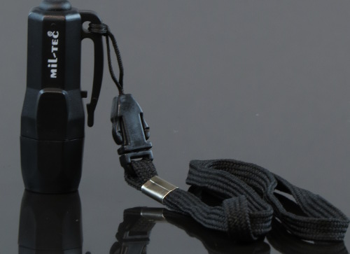 Милтек мини-фонарь 3 LED (шнурок фото 3) - интернет-магазин Викинг