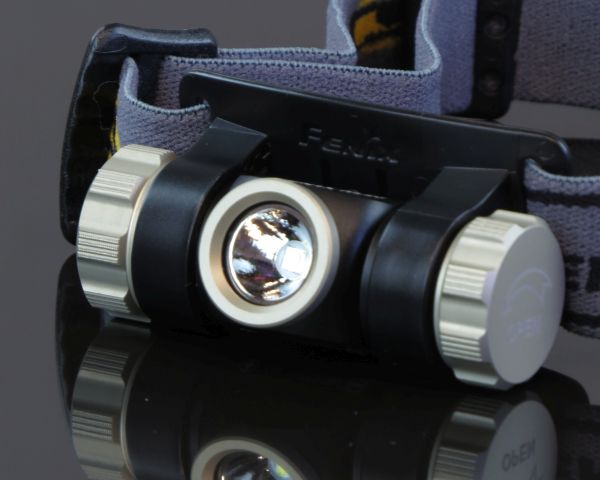 Fenix фонарь налобный HL23 (фото 2) - интернет-магазин Викинг