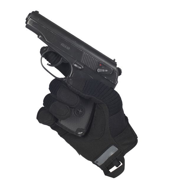 Mechanix M-Pact 3 Gloves (пистолет в руке) - интернет-магазин Викинг