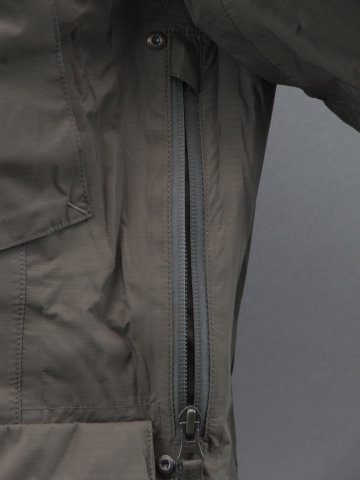 Carinthia куртка гортекс TRG (замок вентиляции фото 2)